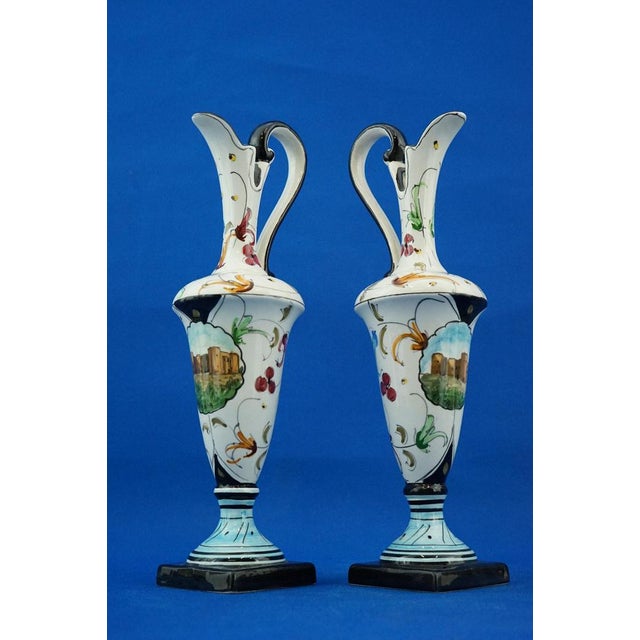 Ceramic Jugs and Vases with Views of Sicily from Deruta-Castelli, Italy, 1940s, Set of 2 For Sale - Image 10 of 18