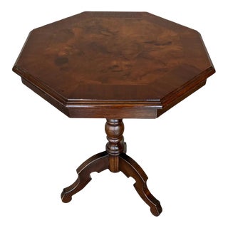 English Octogonal Pedestal Tea or Side Table, 19th Century For Sale