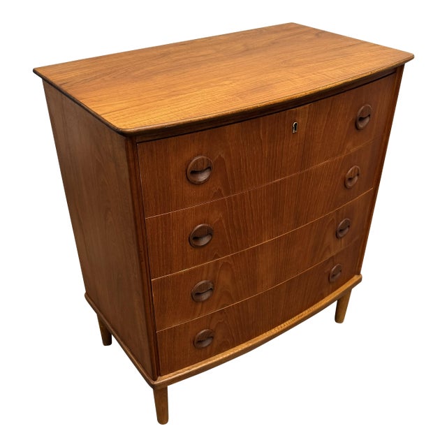 Danish Modern Teak and Oak 4 Drawer Bow Front Chest in the Manner of Kai Kristiansen, Circa 1960s For Sale