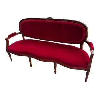 Mid-20th Century Italian Louis XVI Style Carved Walnut & Crimson Velvet Sofa by Meroni Francesco For Sale