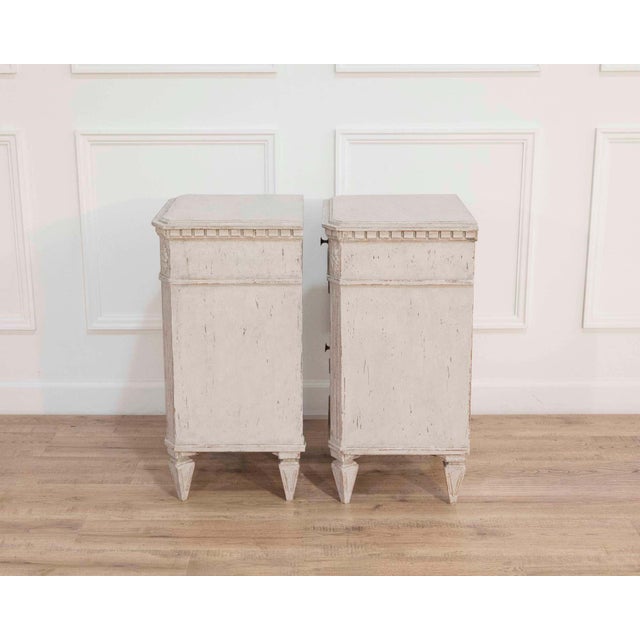 Pair of Swedish Bedside Tables, ca. 1910 For Sale - Image 9 of 9