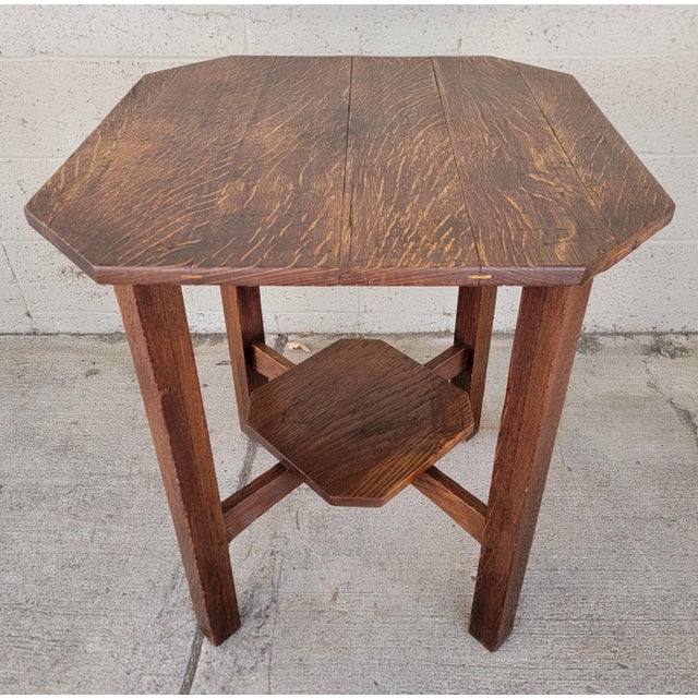 Stickley Mission / Arts & Crafts L&jg Stickley Oak Clip-Corner Lamp Table Circa. 1910. For Sale - Image 4 of 14