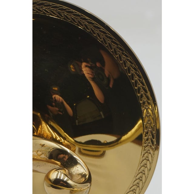 Metal 1980s Pair Colonial Williamsburg Style Brass Lighted Wall Sconces For Sale - Image 7 of 10