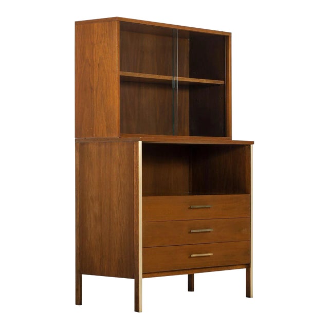 Linear Group Display Cabinet by Paul McCobb for Calvin Furniture, circa 1960s For Sale