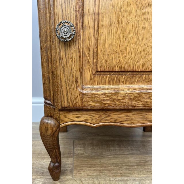 French Louis Oak Bedside Tables with Marble Tops, Set of 2 For Sale - Image 6 of 11