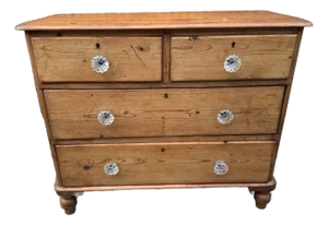 Antique Victorian Farmhouse Ructic Style English Pine Chest of Drawers With Glass Knobs, 19th Century
