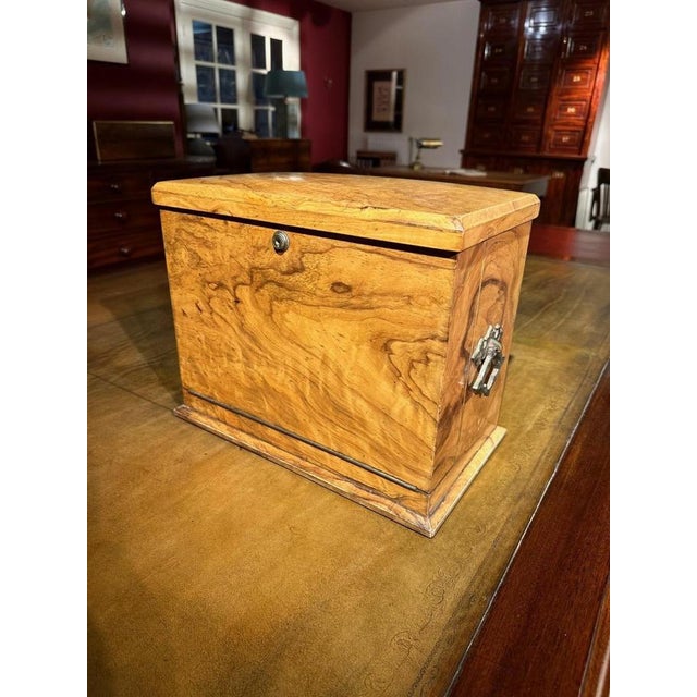 Vintage Olive Writing Box For Sale - Image 11 of 14
