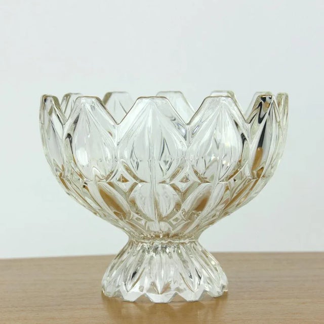 Glass Tulip Collection Pressed Glass Bowl, 1957 For Sale - Image 7 of 10
