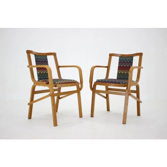 Newly upholstered. Wooden parts have been repolished. Measures: height of seat 46 cm. This piece is attributed to the...