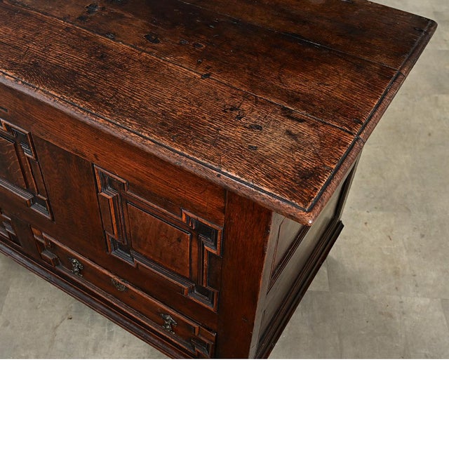 Wood English 18th Century Oak Mule Chest For Sale - Image 7 of 13