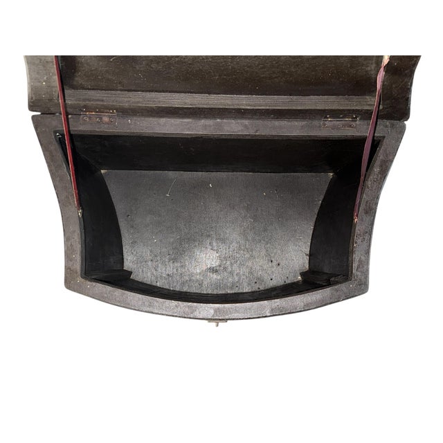 Rare 19th Century Serpentine Anglo-Indian Ebonized & Cane Che For Sale - Image 4 of 10