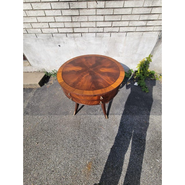 Beautiful Flame Mahogany Center Table Made Attributed to Weiman Furniture American Made For Sale - Image 11 of 12