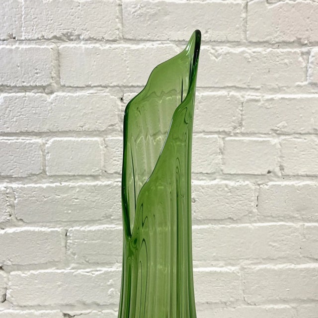 1960s Vintage 1960s Viking Green Floor Vase, Ribbed Blown Glass Vase For Sale - Image 5 of 6