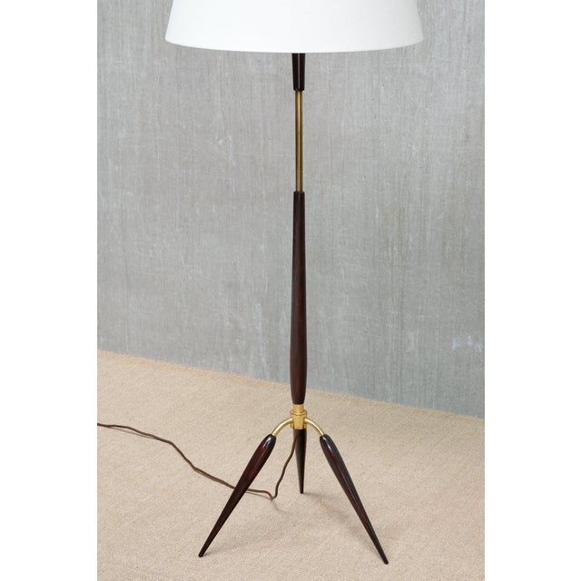 Fog & Mørup Danish Modern Sculptural Tripod Floor Lamp in Beech, Brass and Linen from Fog & Mørup, 1960s For Sale - Image 4 of 12