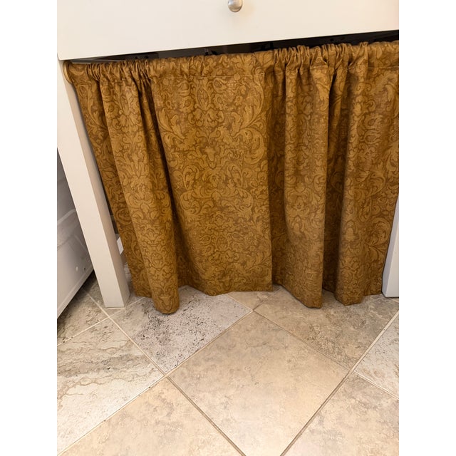 Gold Ralph Lauren Evanston Damask Fabric 16 Yard Bolt For Sale - Image 8 of 10