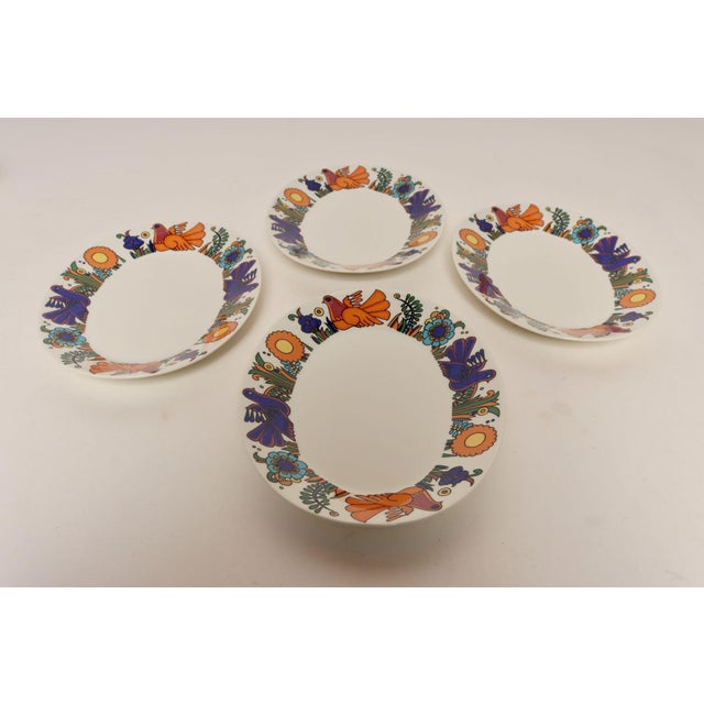 Mid-Century Modern Set of Four Vintage Villeroy & Boch "Acapulco" Bird Motif Deep Oval Plates For Sale - Image 3 of 17