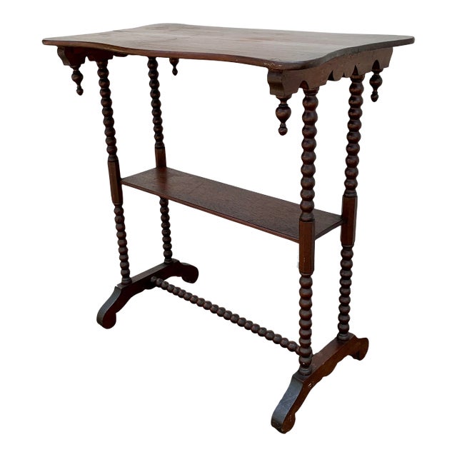 Late 19th Century American Victorian Walnut Side Table For Sale