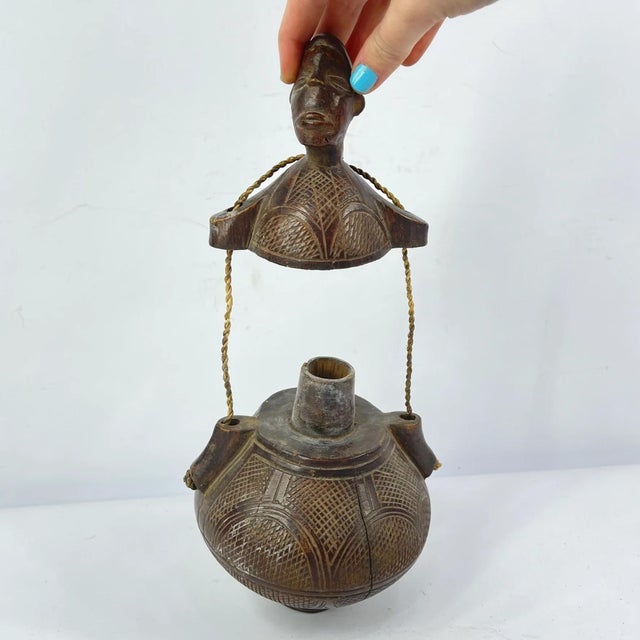 African Early 20th Century Kuba Wood Medicine Pot MATTER COLLECTION For Sale - Image 3 of 8