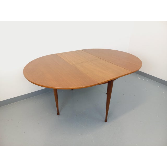 Vintage Scandinavian Style Round Teak Dining Table with Extension, 1960s For Sale - Image 3 of 18