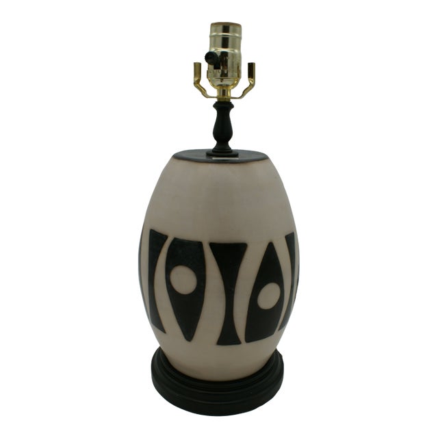 Late 20th Century Black & Ivory Geometric Chulucanas Pottery Lamp – Egg Shape Inca Style For Sale