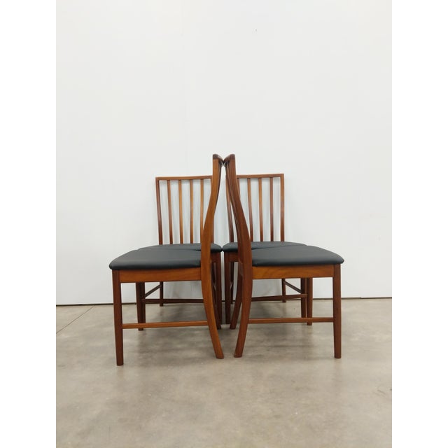 Mid-Century Modern Set of 4 Vintage Mid Century Modern Dining Chairs Attributed to McIntosh For Sale - Image 3 of 8