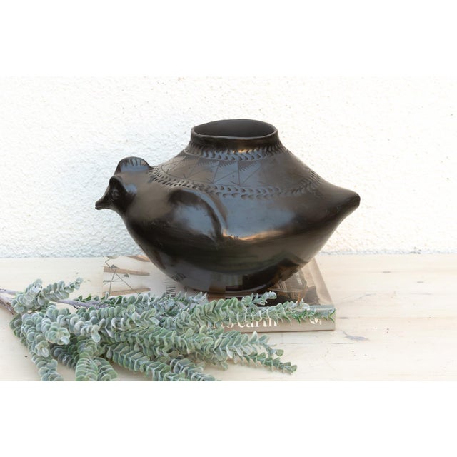 Rare Mata Ortiz Bird Effigy Pot For Sale - Image 4 of 9