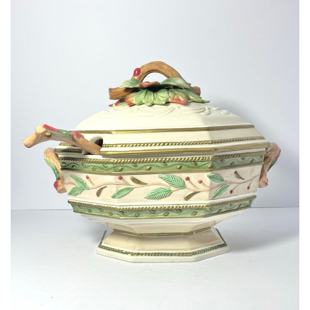 Fitz & Floyd “Winter Wonderland” Ceramic Soup Tureen w/Lid & Ladle 14” Christmas Good condition. No chips, cracks, or...