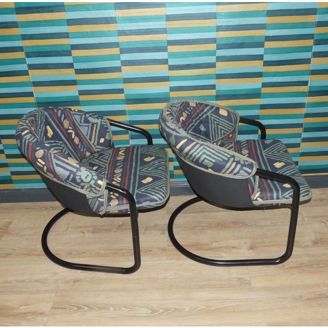 80s/90s Cantilever Chair Comfortable, lightweight, and practical! This cantilever/dining chair with a removable, washable...