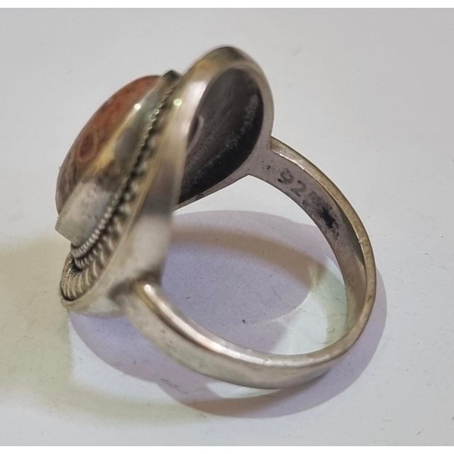 Metal Vintage Agate Sterling Ring With Rope Detail (Size 8.75) For Sale - Image 7 of 11
