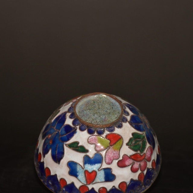 1960s Vintage Chinese Cloisonné Covered Box With Peony Design For Sale - Image 5 of 8