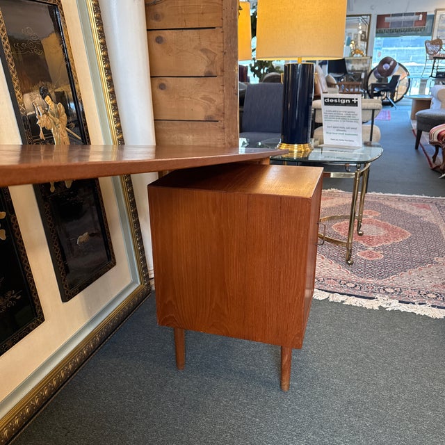 Mid 20th Century Teak Wood Office Desk With Cabinet For Sale - Image 15 of 18