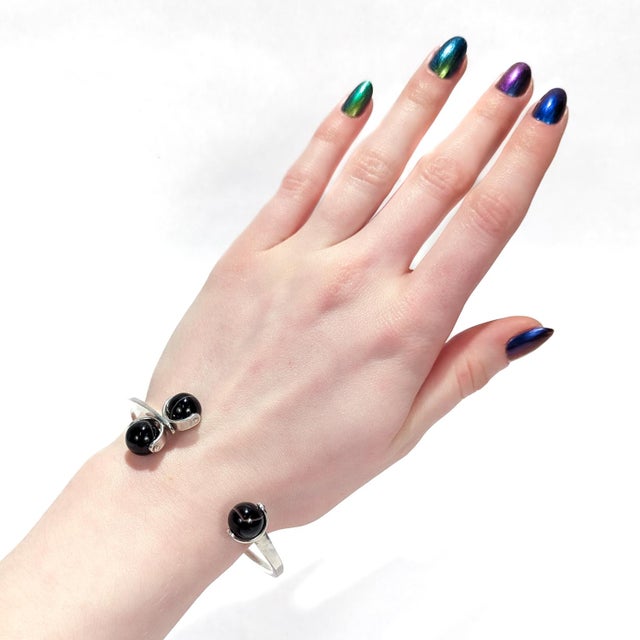 Modernist Sterling Silver & Banded Agate Bead Cuff Bracelet For Sale - Image 12 of 12