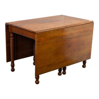 Antique Early 19th C American Federal Drop Leaf Gate Leg Fruitwood Table For Sale