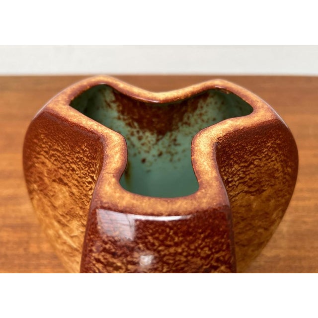 Mid-Century Italian Pottery Vase attributed to Bertoncello, 1960s For Sale - Image 14 of 17