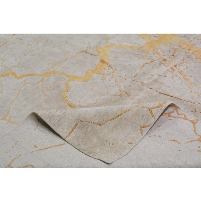 Indian Modern Hand Knotted Wool/Silk Rug, 8'x10' For Sale In New York - Image 6 of 6