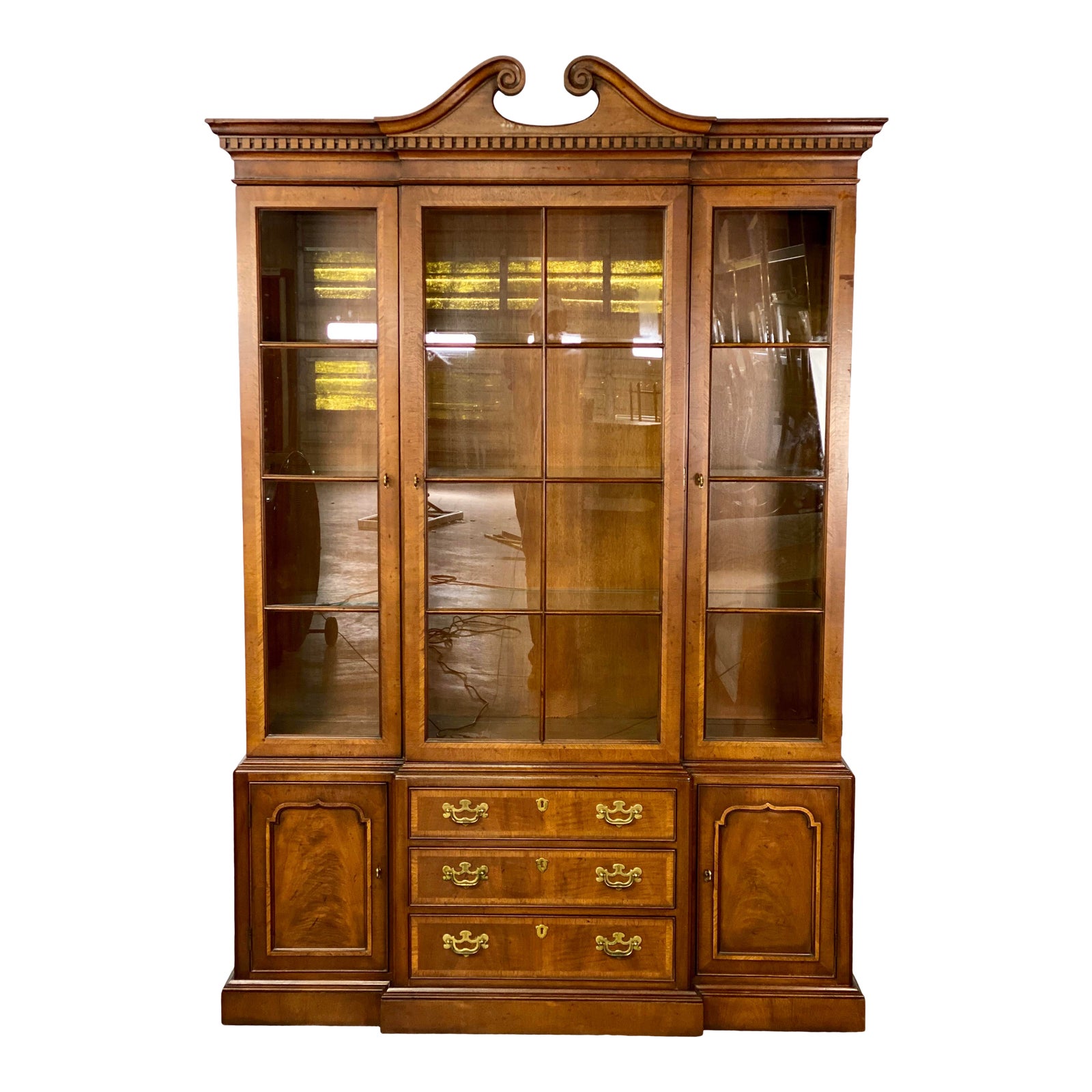 Vintage Walnut Henredon 18th Century Collection China Display