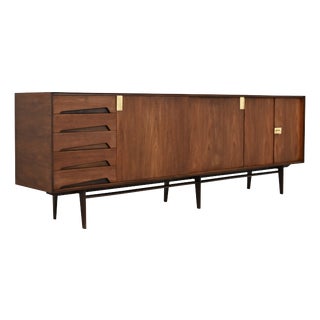 Sideboard attributed to Renato Magri for Cantieri Carugati, 1960s attributed to Edmondo Palutari For Sale