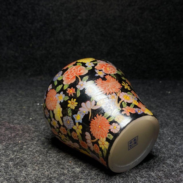 Chinoiserie Hand Painted Liuli Glass Lidded General Jar, Black Ground Multi-Colored Floral Pattern, Chinoiserie Ginger Jar For Sale - Image 3 of 9