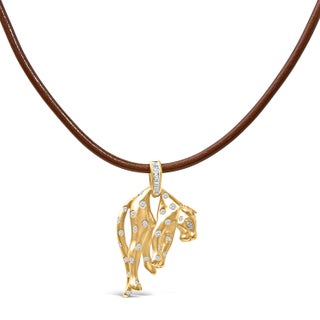 18K 1.00 Cttw Diamond Cat and Bail Pendant Necklace Collar with Matte Finish (F-G Color, VS2-SI1 Cla For Sale