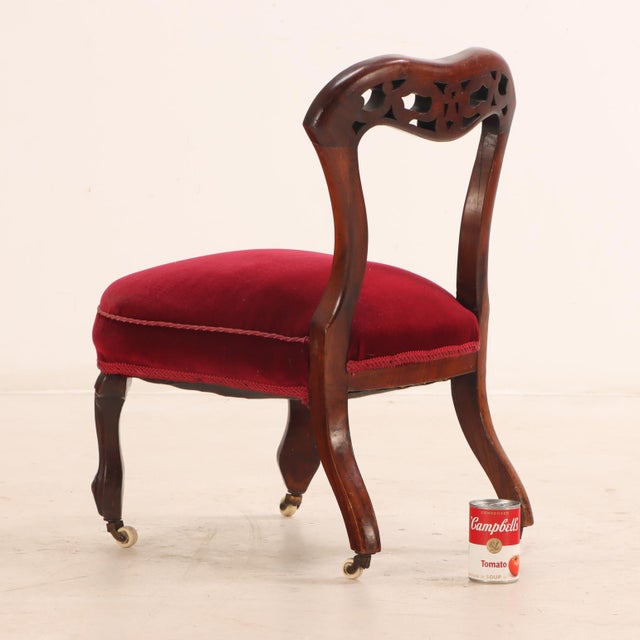 19th Century An Antique Victorian Carved Walnut Boudoir Chair, 19th Century. For Sale - Image 5 of 5