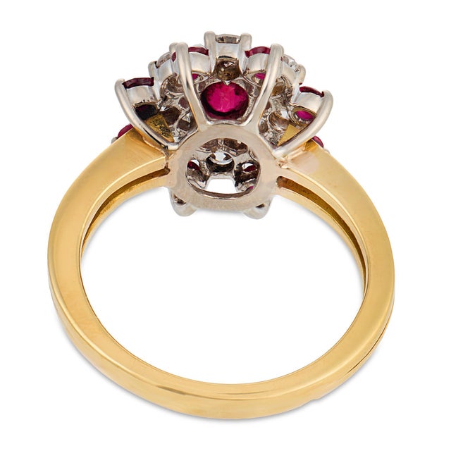Vintage Ruby Diamond 18k Gold Cluster Ring, Size 6.5 For Sale In Los Angeles - Image 6 of 7