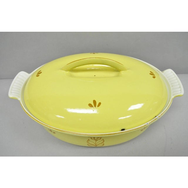 Vintage Dru Holland Yellow Tulip Enameled Cast Iron Dutch Oven Oval Pot For Sale - Image 4 of 12