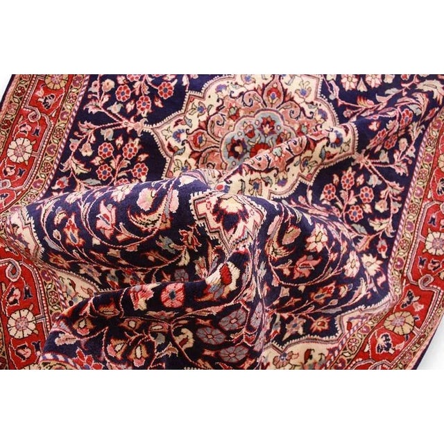 Middle Eastern Hand-Knotted Sarough Rug For Sale - Image 9 of 10