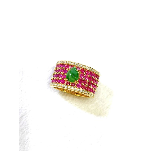 Bochic “Orient” African Ruby, & Jade Vintage Band Ring Set In 18 K Gold & Silver, Size 6.5 For Sale - Image 6 of 11
