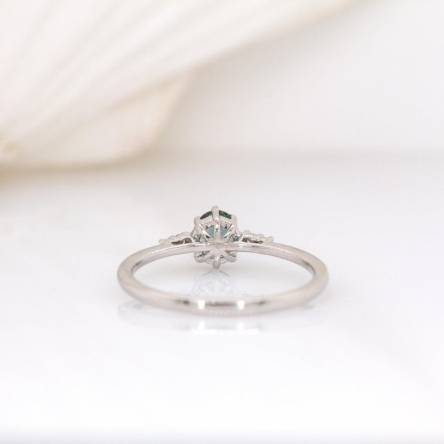 Metal Teal Sapphire Ring With Earth Mined Diamond Accents Ring: Solid 14k Gold, Size 6.75 For Sale - Image 7 of 7