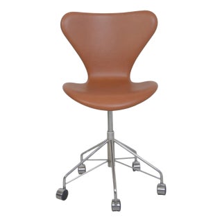Model 3117 Office Chair in Cognac Leather by Arne Jacobsen, 1980s For Sale