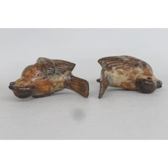 Ceramic Stoneware Pottery Pair of 2 Sparrow Bird Figurines Brown Feather Details 4970b For Sale - Image 7 of 10
