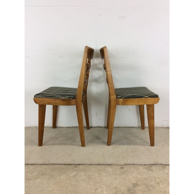 Mid-Century Modern Pair of Mid Century Modern Dining Chairs by Heywood Wakefield With Newer Upholstery For Sale - Image 3 of 12