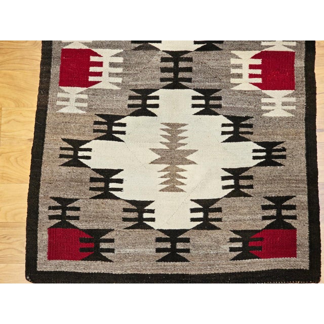 Vintage Native American Navajo Rug, Handwoven Wool, Allover Pattern, Ivory & Gray, 3x4 For Sale In Chicago - Image 6 of 13