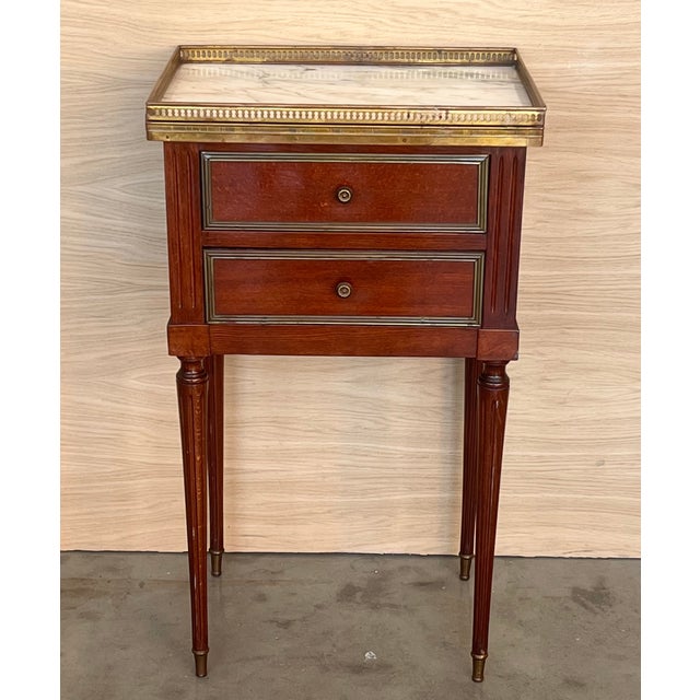 French 20th Century Pair of Louis XVI Style Marble-Top, Bronze and Walnut Nightstands For Sale - Image 3 of 12